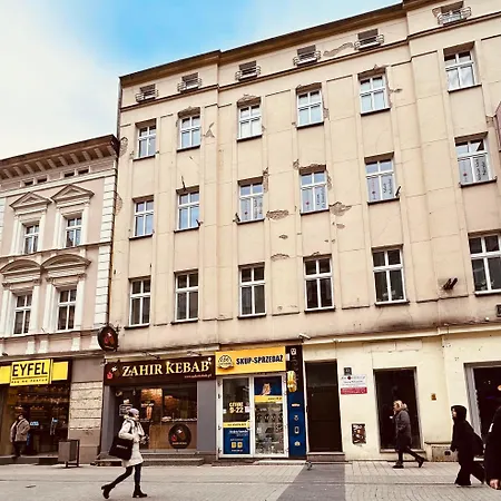 Old Market Polwiejska * Poznan